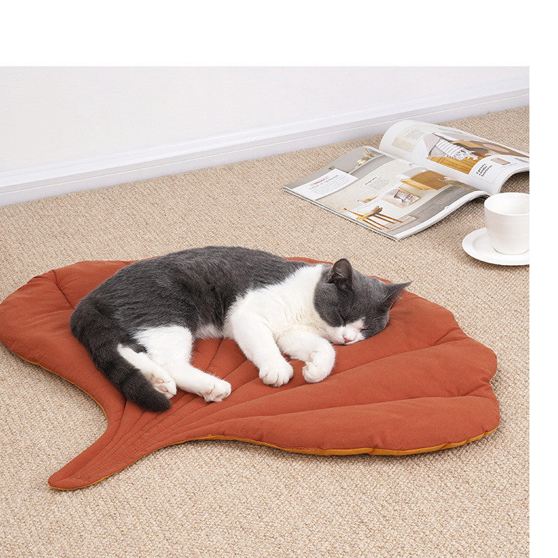 Leaf Shape Soft Dog Bed Mat Soft Crate Pad Machine Washable Mattress for Large Medium Small Dogs and Cats Kennel Pad