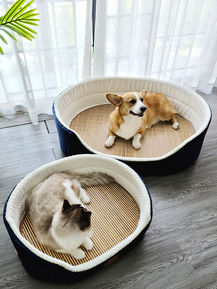 Four Seasons Universal Pet Sofa Bed