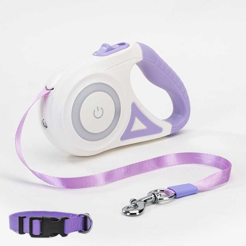 FlexiFreedom: Retractable Dog Leash with Spotlight Collar