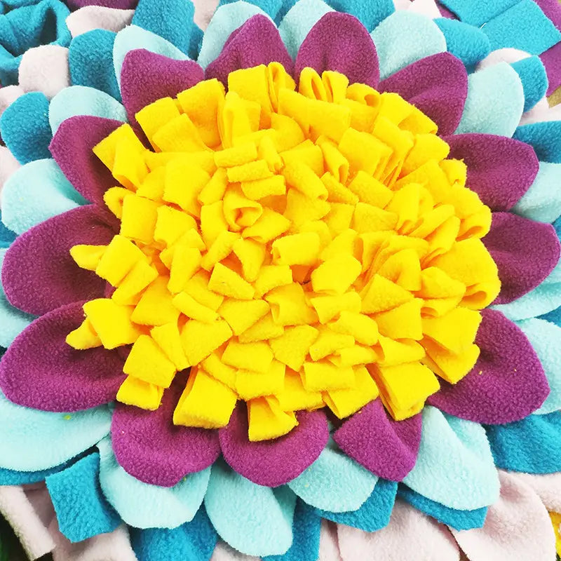 BloomSniff: Sunflower Snuffle Mat for Dogs