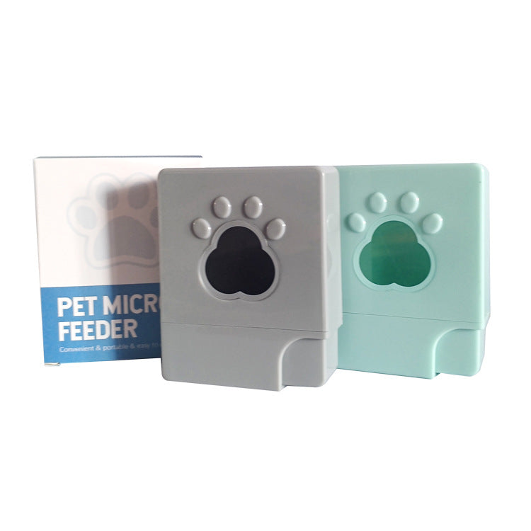 Go-Feed Mini: Outdoor Portable Pet Feeder